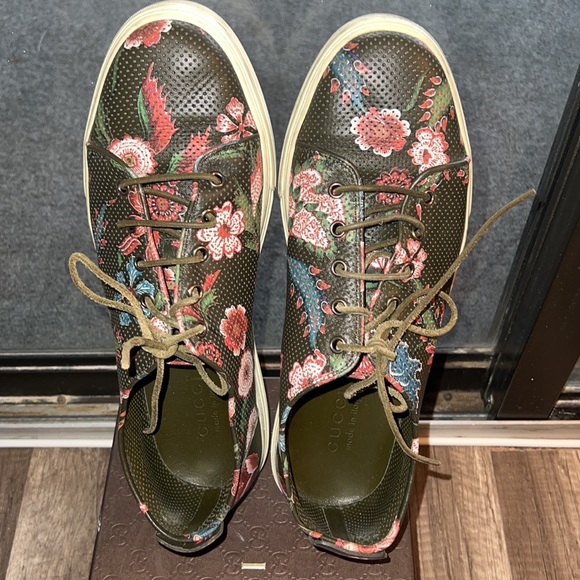 GUCCI SHAGREEN FLORAL SNEAKERS VINTAGE - Picture 2 of 10